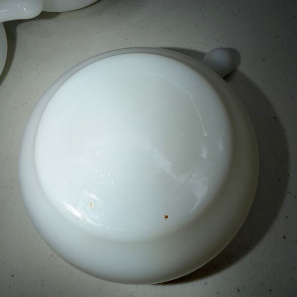 Vintage Glasbake White Milk Glass Soup Cereal Lug Handle 5" Glass Bowls USA Made - Picture 4 of 9